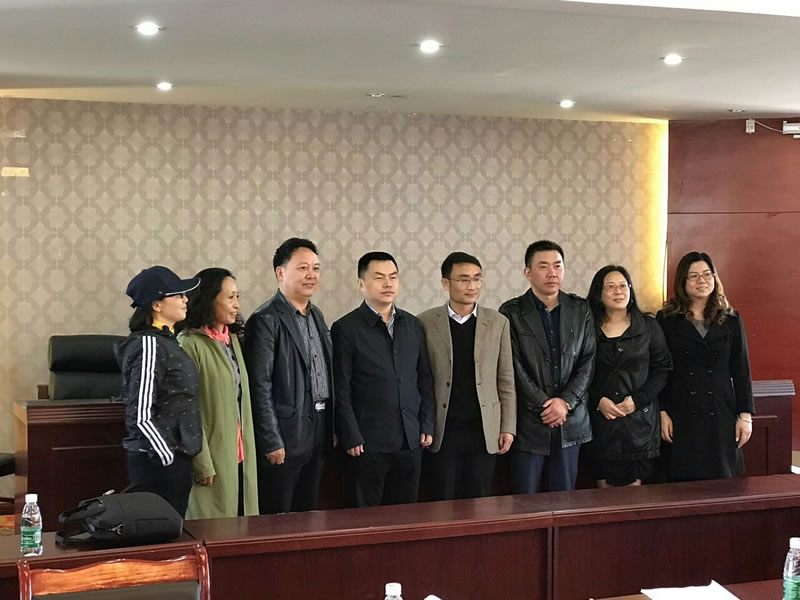 走進大涼山，扶貧我們在行動